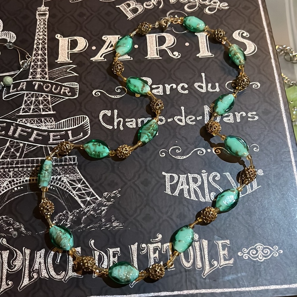 Assorted Turquoise Necklaces and Earrings - Picture 5 of 7